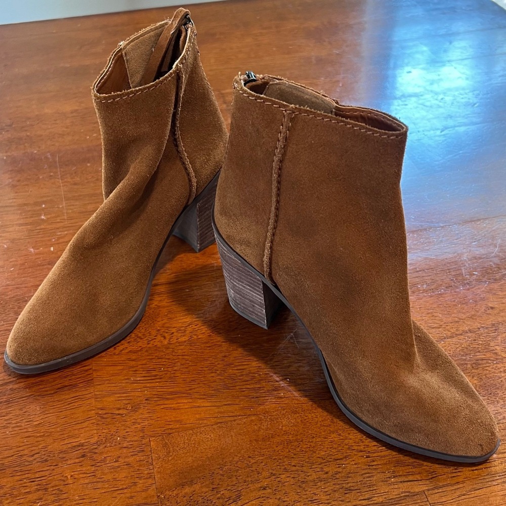 BP Brown Suede Leather Ankle Boots‎ Stacked Block Heel Back Zipper Size 5M
